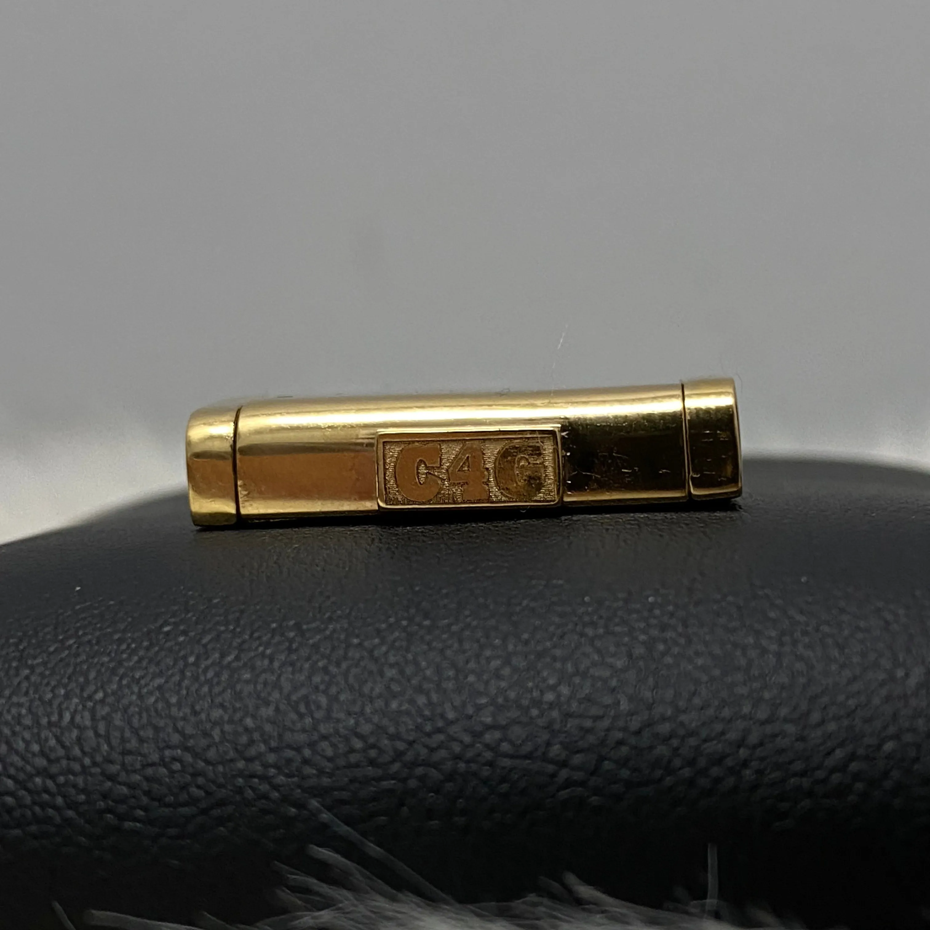10K Yellow Gold Plain Sleek Lock / 12.8gr / 13mm