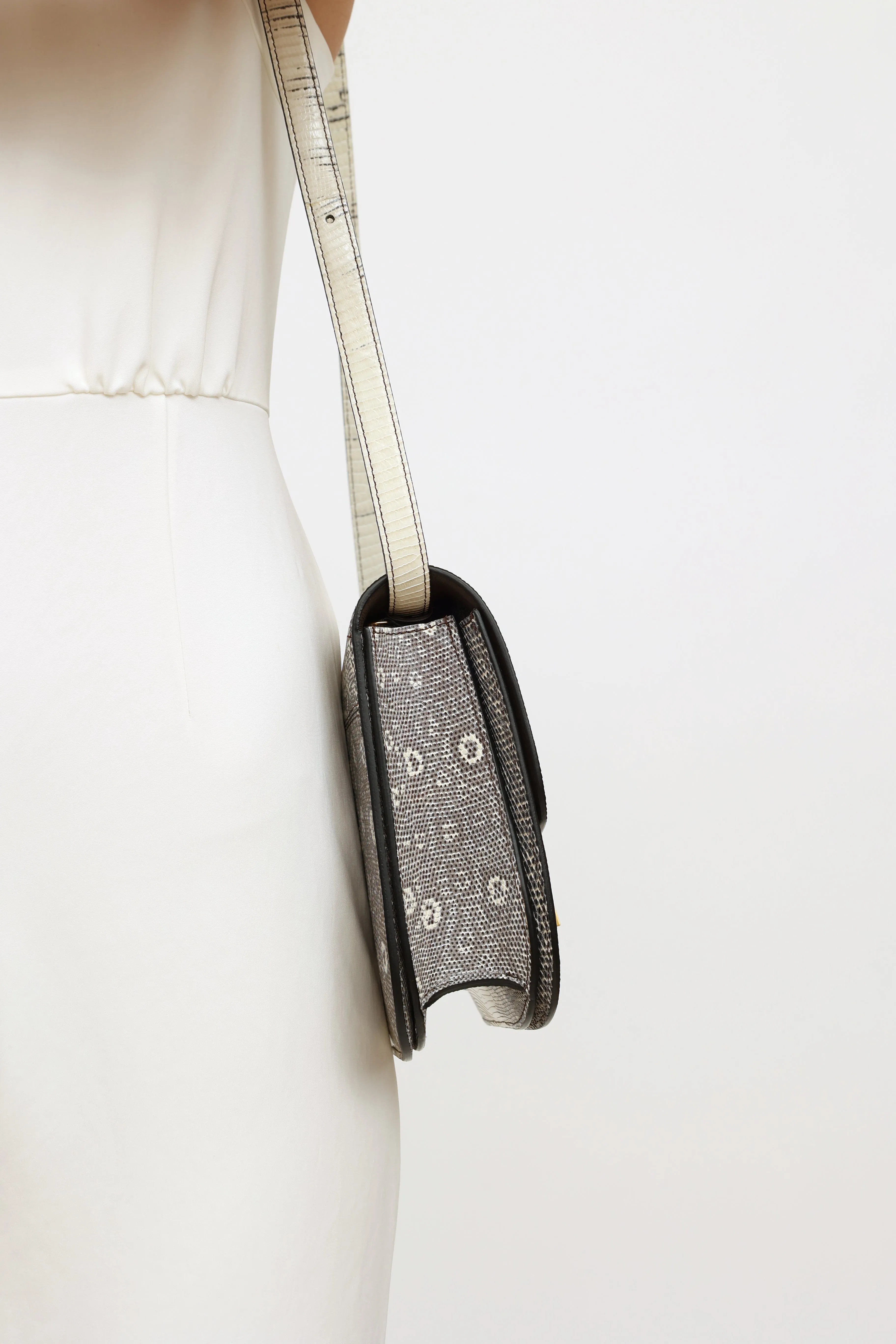 2019 White Medium Classic Exotic Box Bag