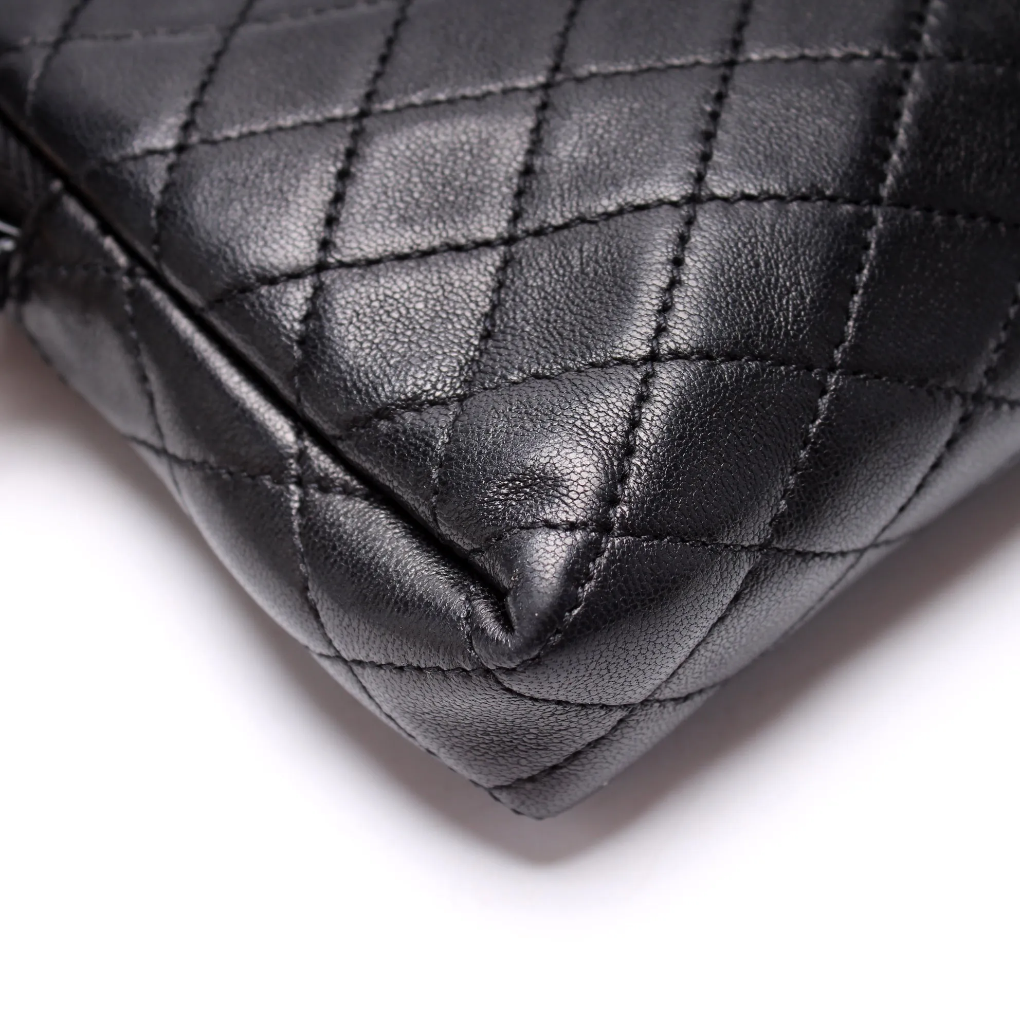 733667 Gaby Zip Pouch Quilted Lambskin