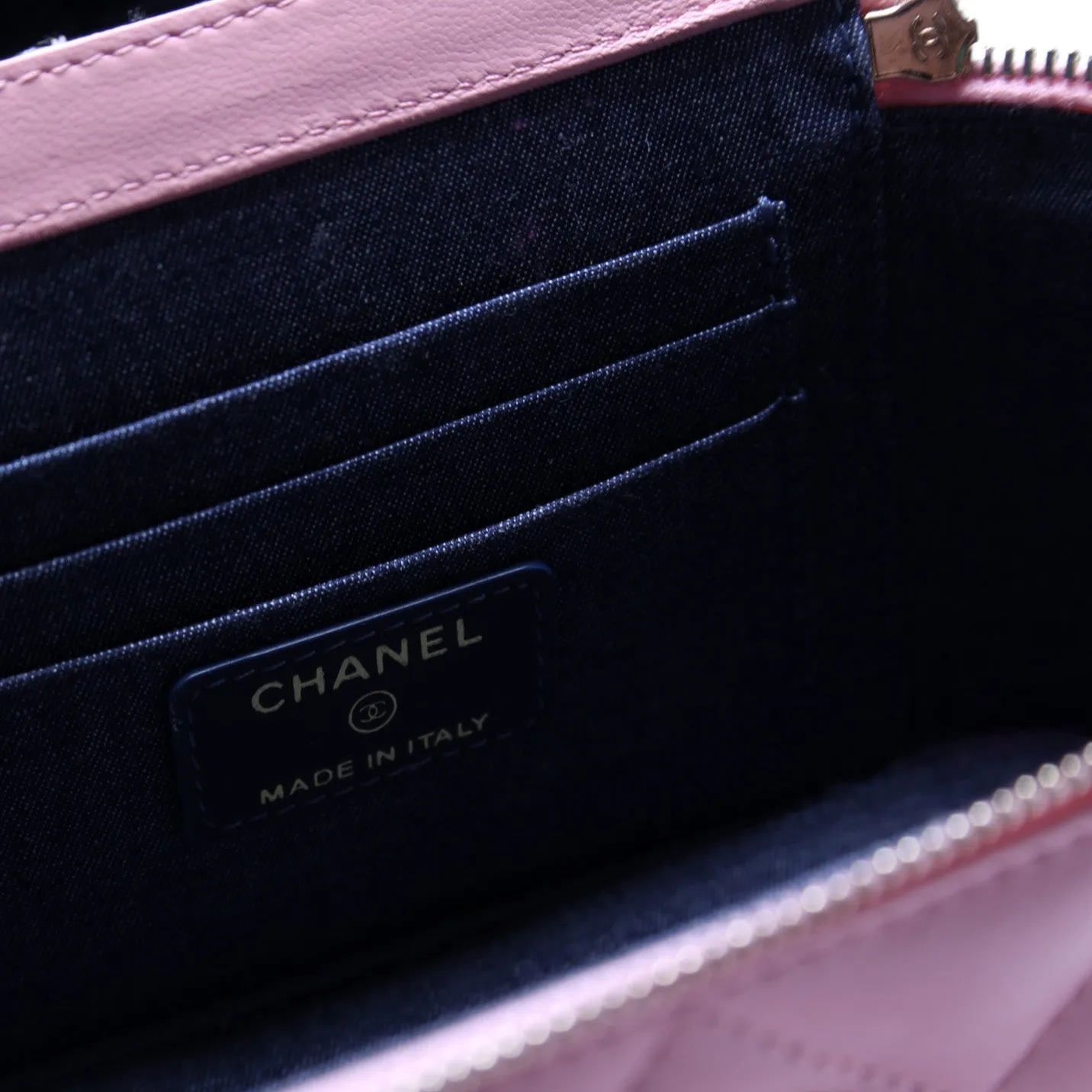 CC Vanity W/ Chain Quilted Lambskin