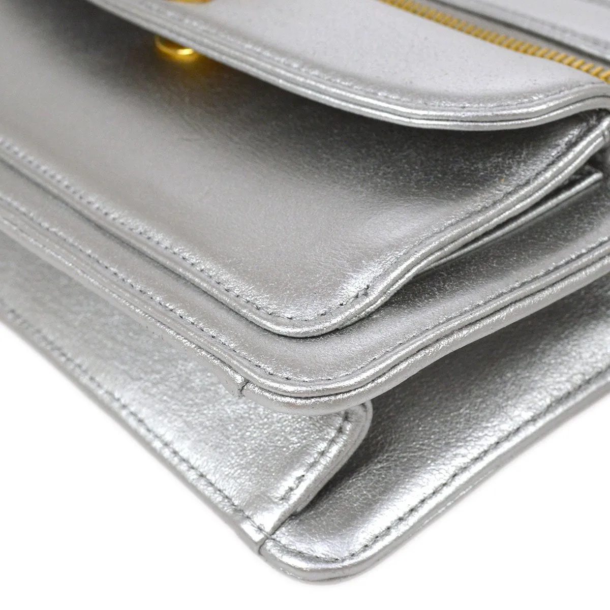 CHANEL 1996-1997 Clutch Hand Bag Silver ao26611