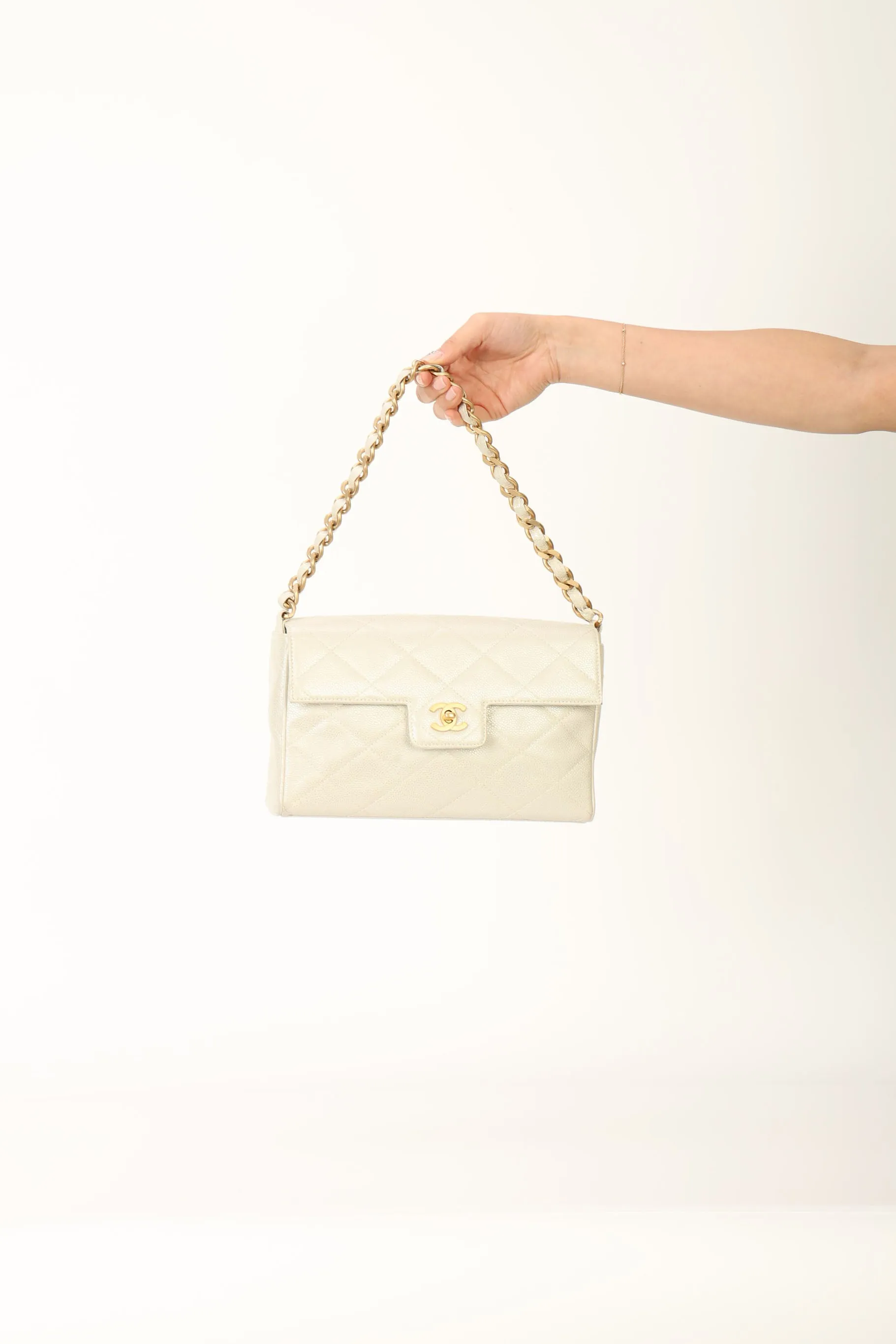 Chanel 2000 Caviar Iridescent Shoulder Bag