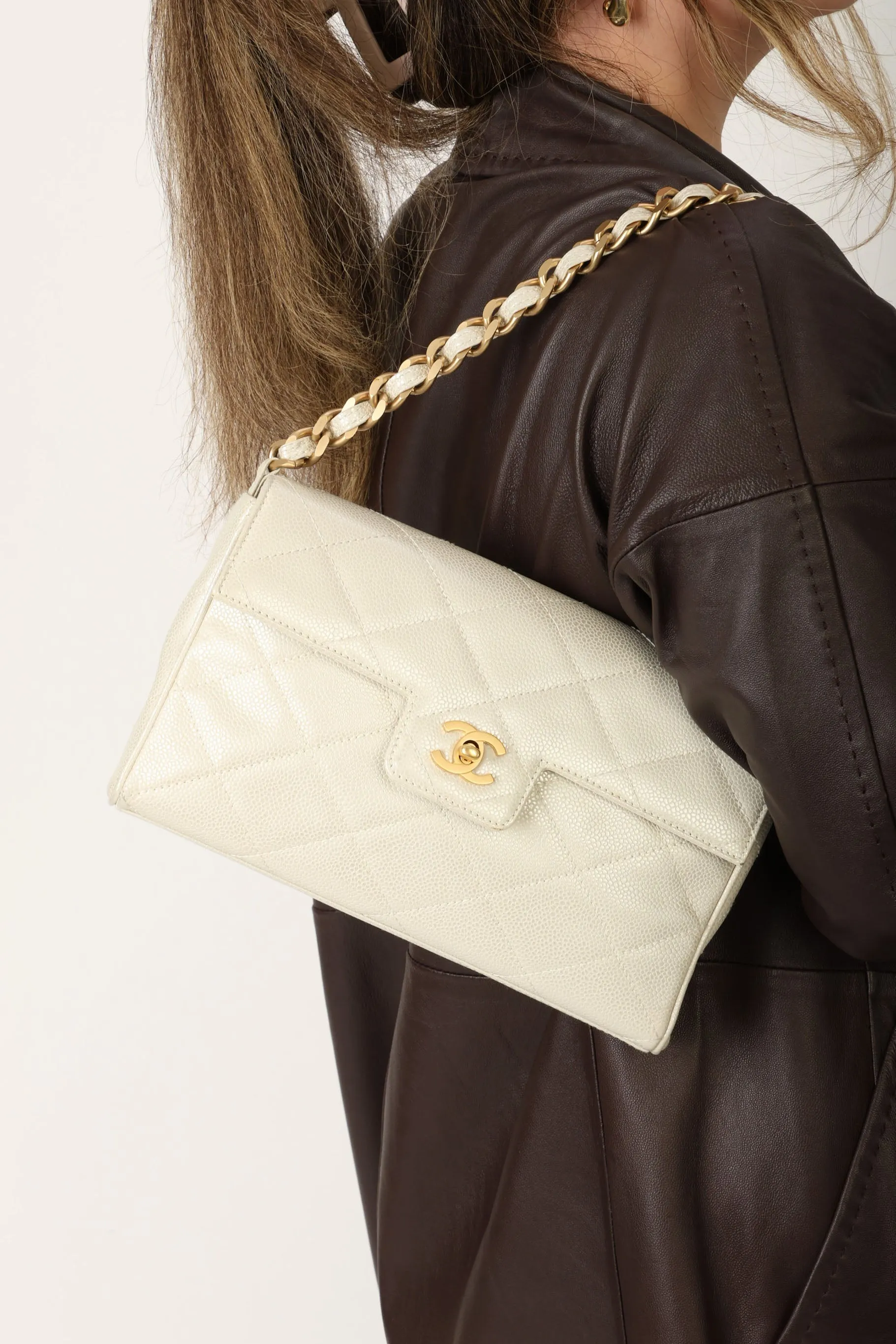 Chanel 2000 Caviar Iridescent Shoulder Bag