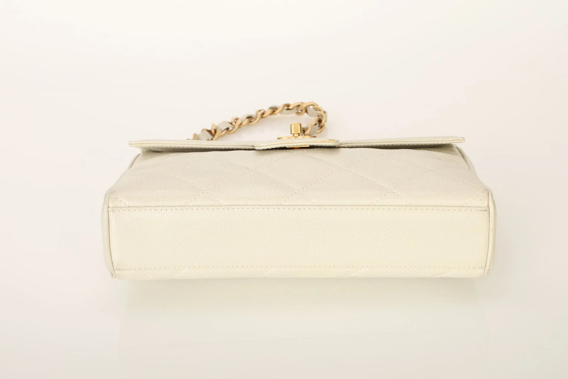 Chanel 2000 Caviar Iridescent Shoulder Bag