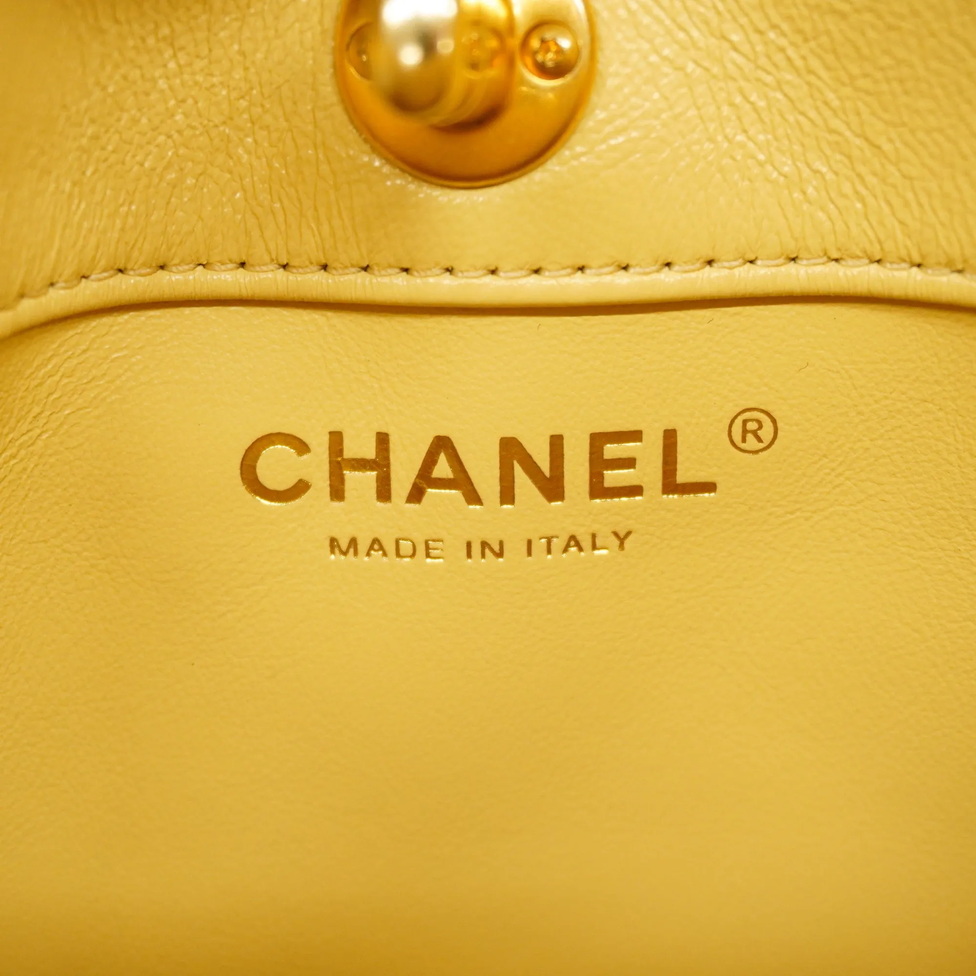 CHANEL   Matelasse Chain Shoulder Women's Leather Shoulder Bag Beige
