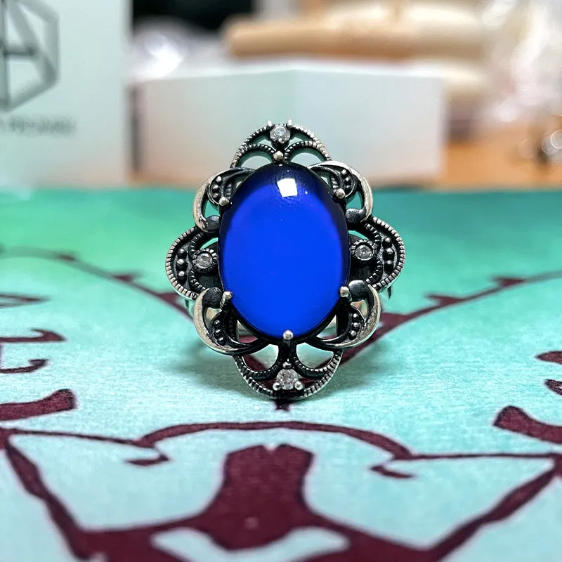 Elegant Retro Mood Ring