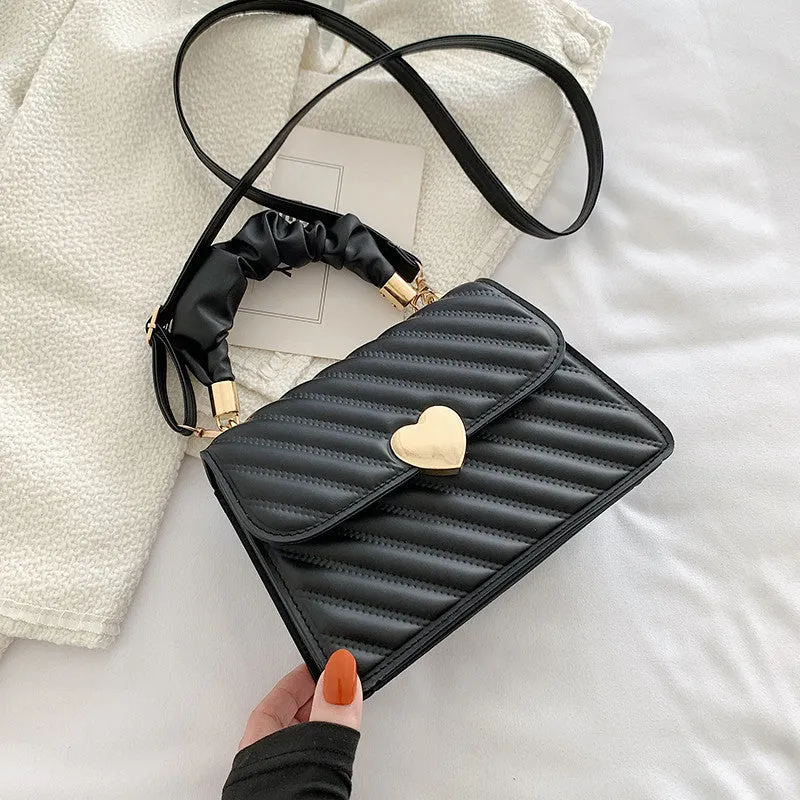 Fashion Chain Shoulder Bag – Love Metal Accent Handbag