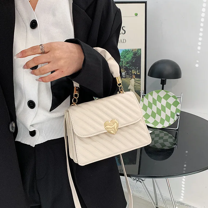 Fashion Chain Shoulder Bag – Love Metal Accent Handbag