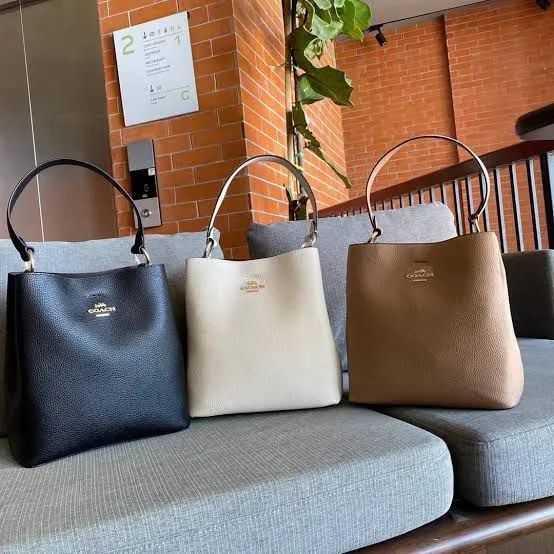 High-Quality Women Bag - Coach Bucket Bag with Branded Box (Black)