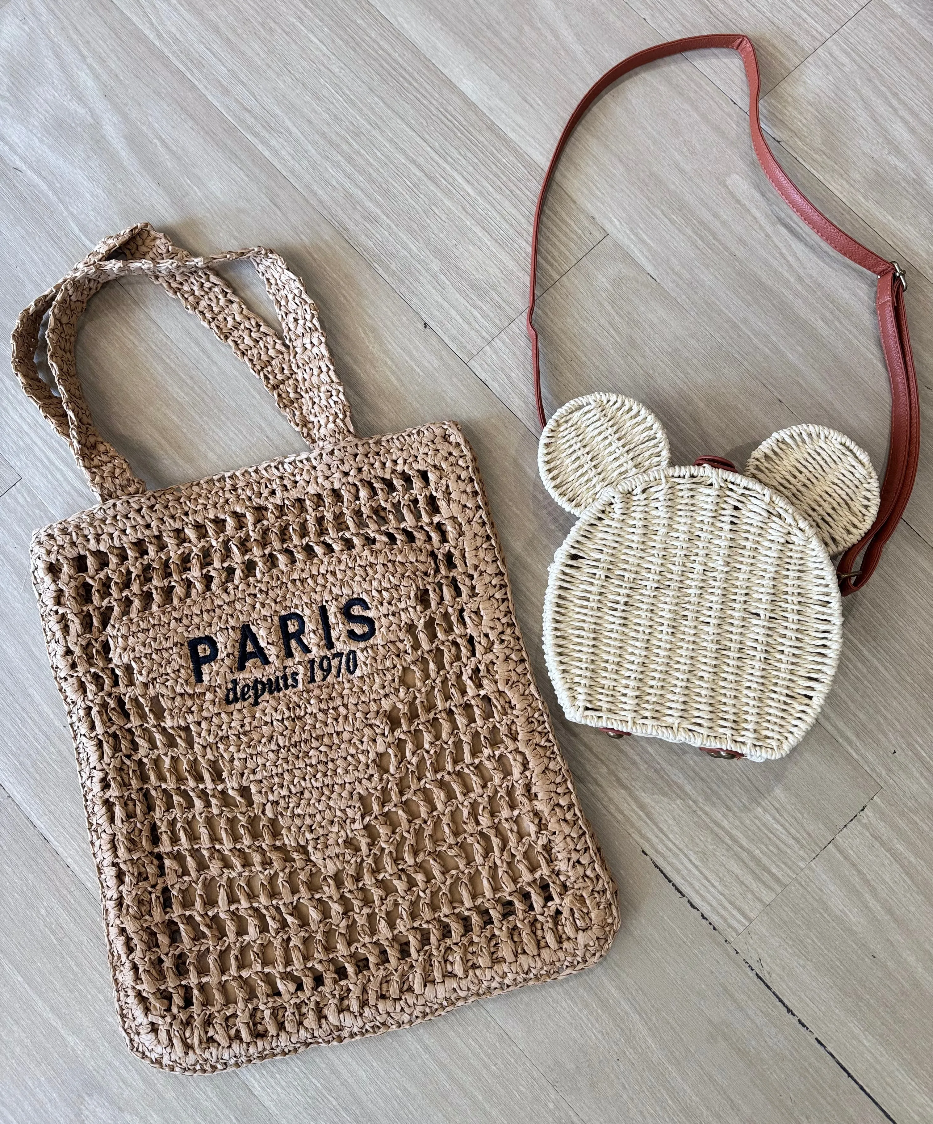 Mouse Ear Straw Shoulder Bag