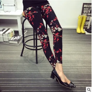Vibrant Patterned Leggings – Comfortable and Stylish Everyday Wear